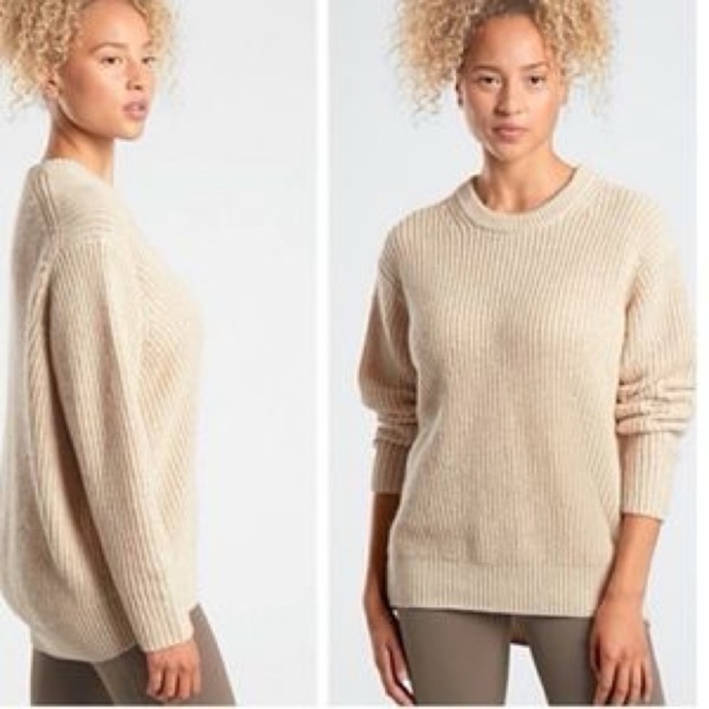 Athleta Cascades Crew - Picture 1 of 3
